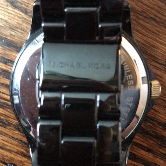 Michael Kors black and gold ceramic watch main image 5